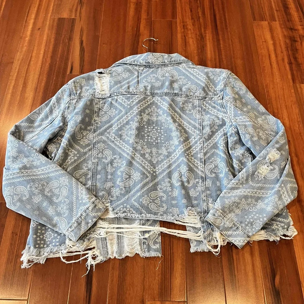 New One5One Blue Jacket Denim Paisley Heavily Distressed Ripped FrayedJean Sz 2X